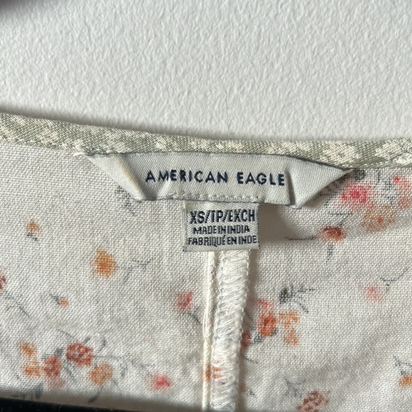 💜 2 for $30 / American Eagle Floral Blouse - Picture 5 of 6
